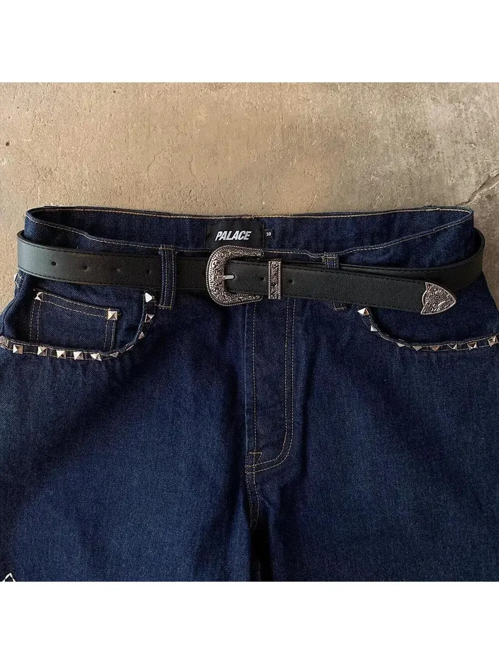American Western vintage style black belt. 41 inches length. 1 inch width